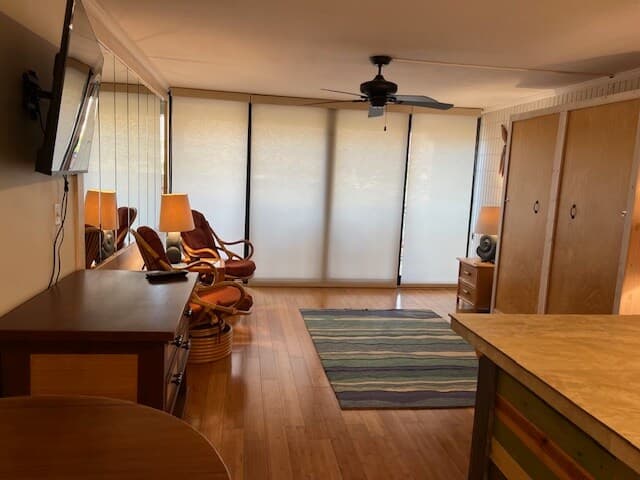 Condo in Lahaina · ★4.66 · Studio · 1 bed · 1 private bath - Photo 2