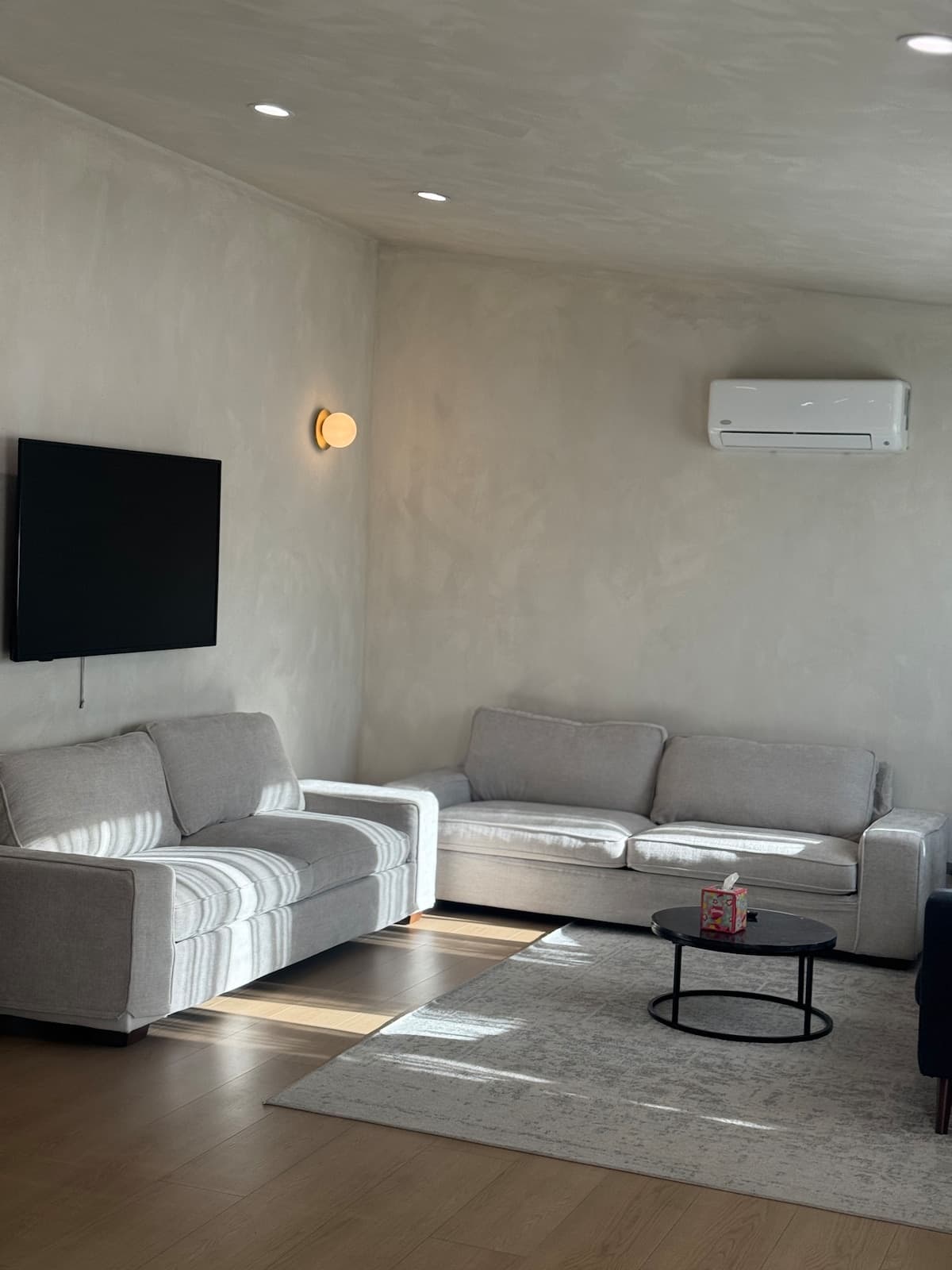Japandi Minimalist Home Near SFO & Golf - Photo 4