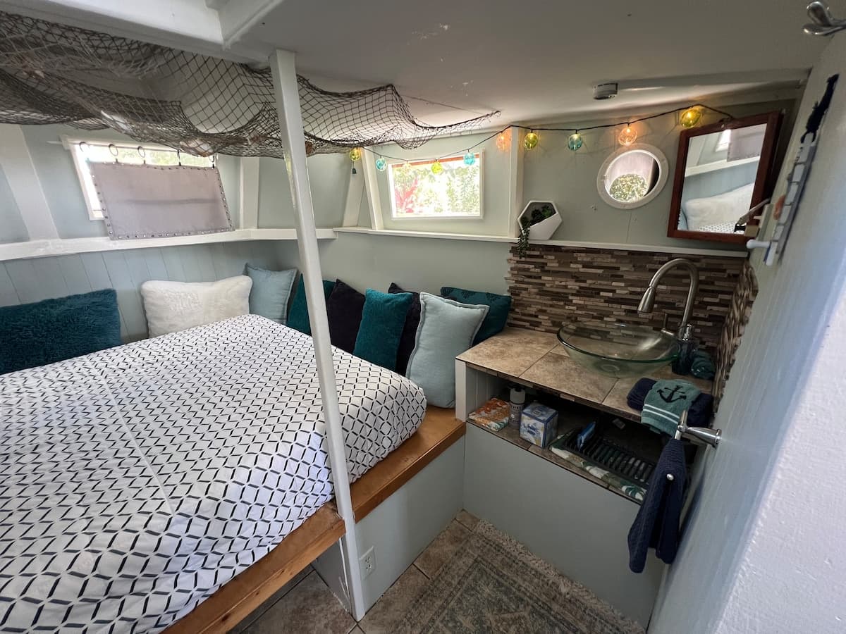 Place to stay in Kealakekua · ★4.95 · 1 bedroom · 1 bed · 1 bath - Photo 5