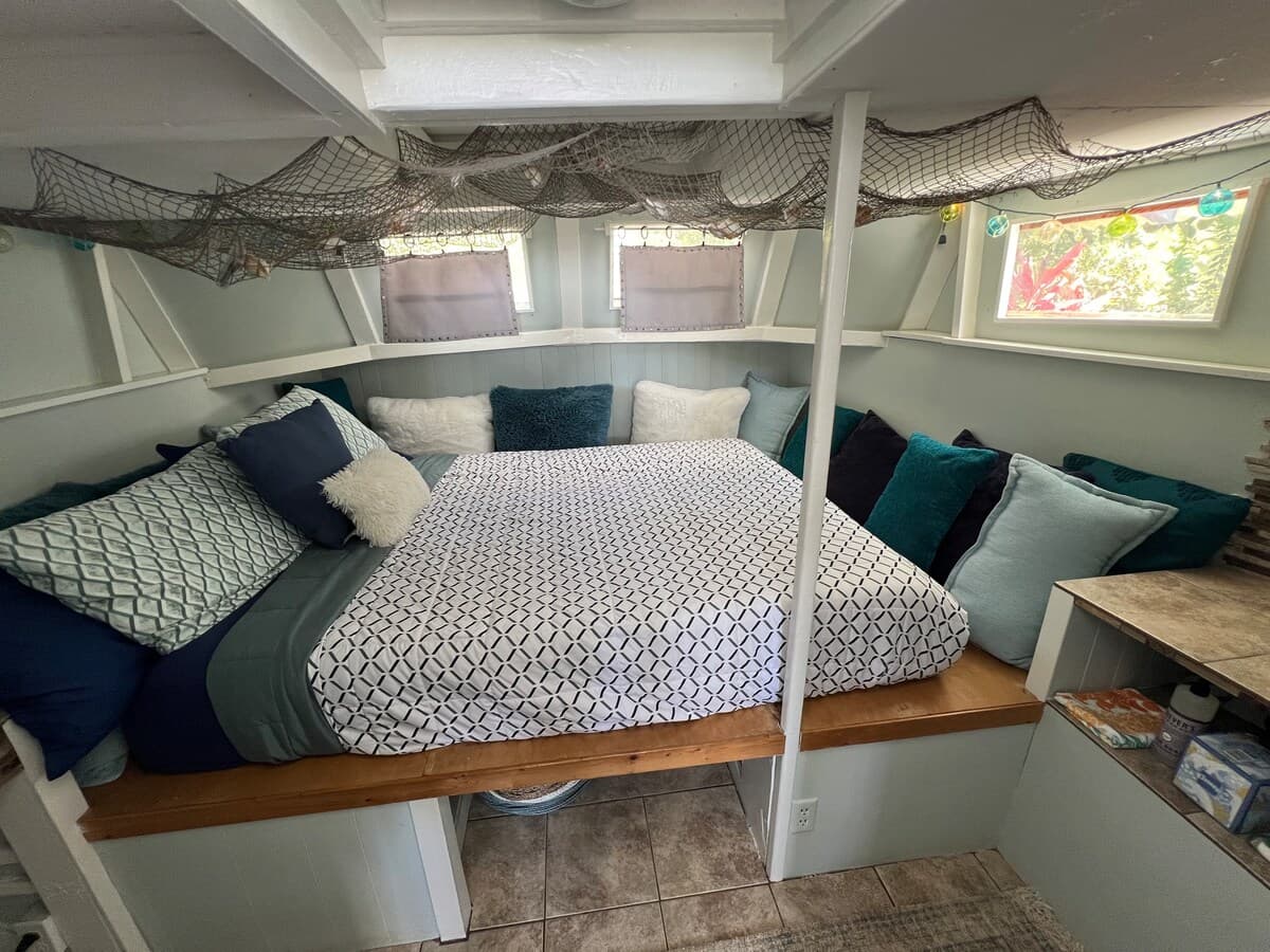 Place to stay in Kealakekua · ★4.95 · 1 bedroom · 1 bed · 1 bath - Photo 4