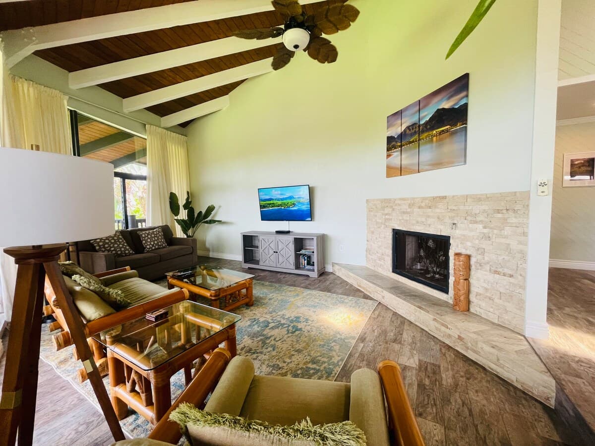 Condo in Princeville · ★4.92 · 2 bedrooms · 3 beds · 2 shared baths - Photo 5