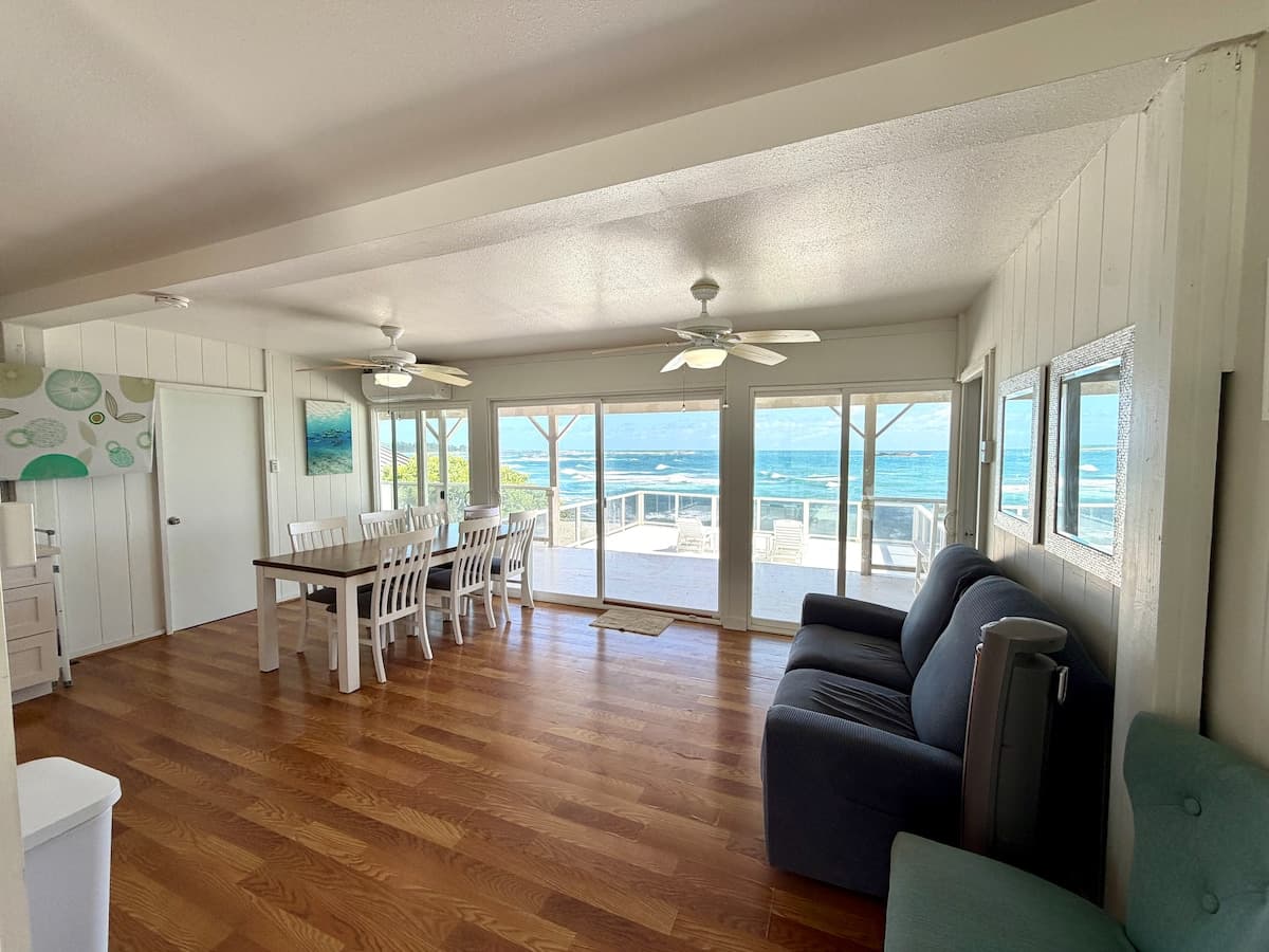 Villa in Laie · ★5.0 · 2 bedrooms · 2 beds · 1.5 private baths - Photo 1