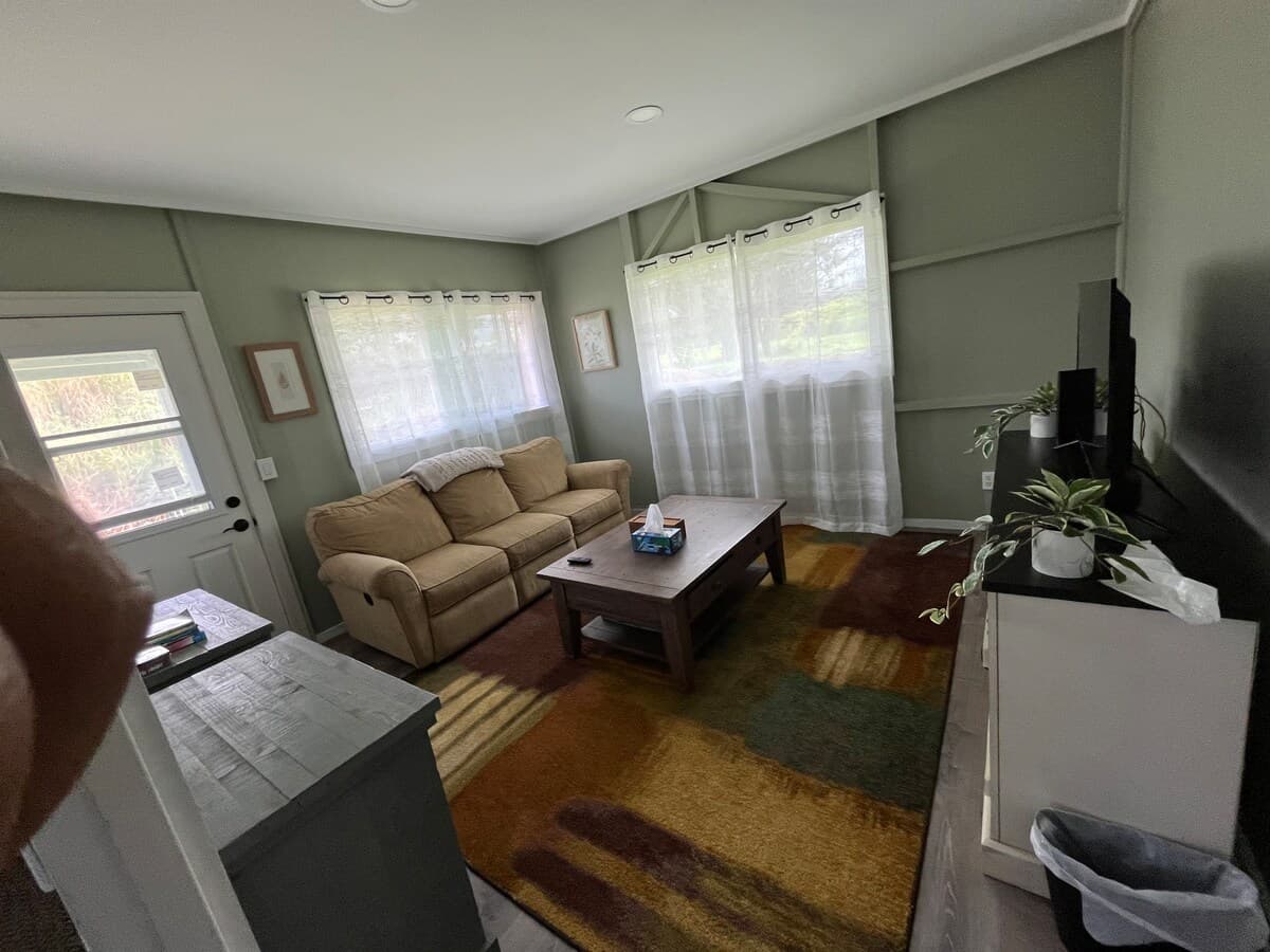 3 bedroom home on one acre in Waimea - Photo 2