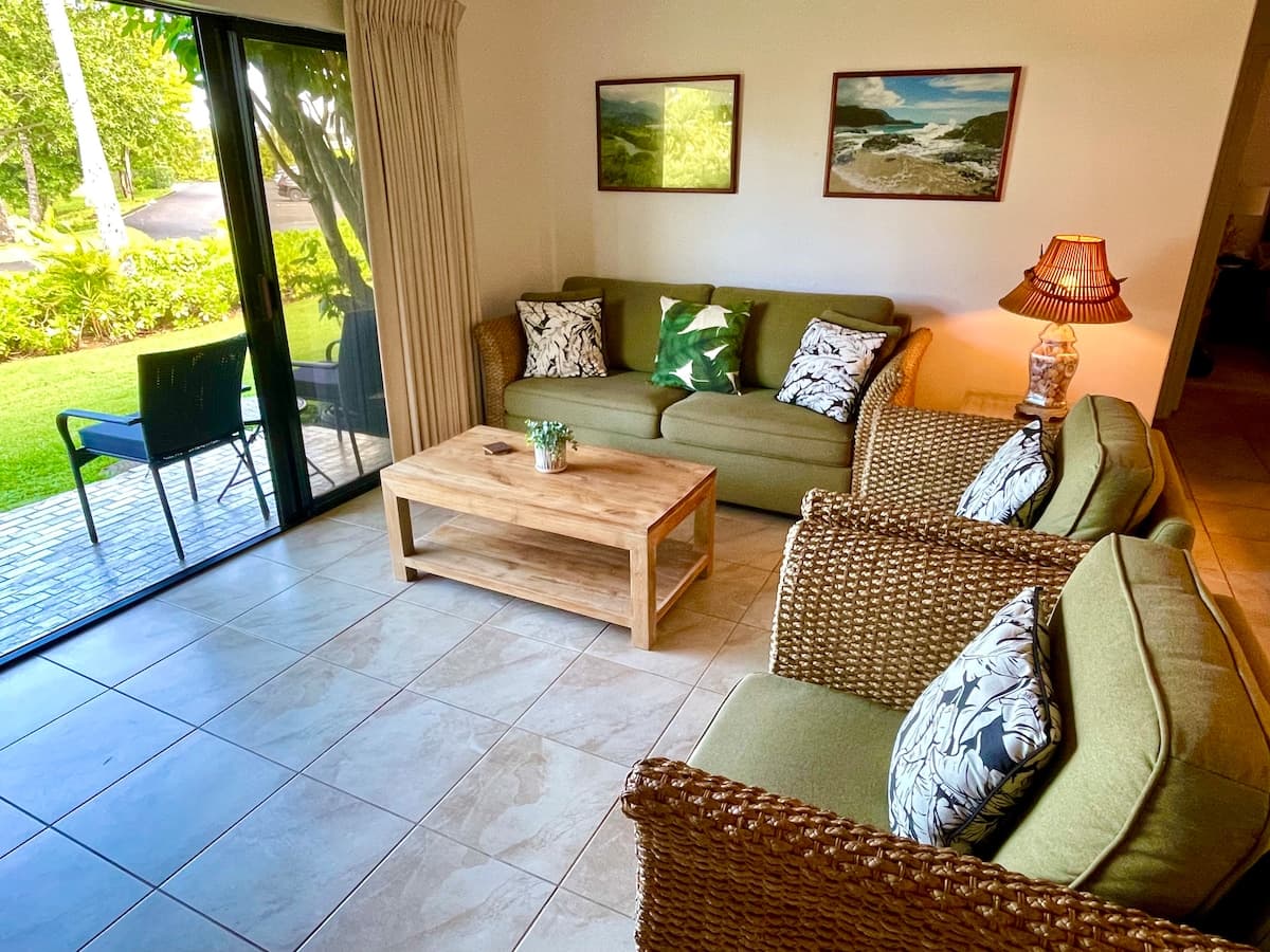 Lovely 1 Bedroom Condo with Garden and Ocean Views - Photo 4