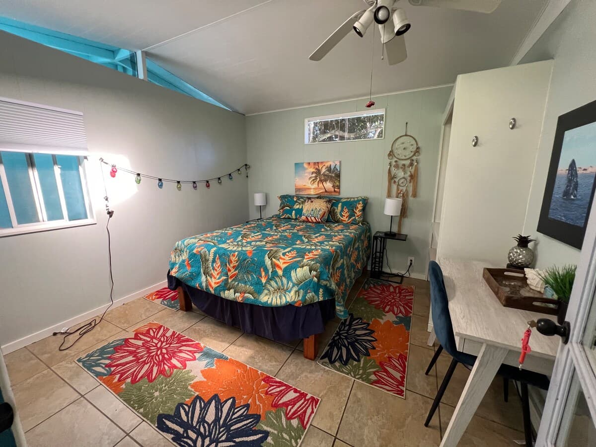 Guesthouse in Kealakekua · ★4.96 · 2 bedrooms · 2 beds · 1 private bath - Photo 5