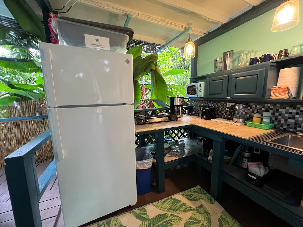 Guesthouse in Kealakekua · ★4.96 · 2 bedrooms · 2 beds · 1 private bath - Photo 3
