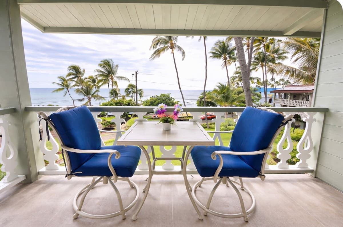 Resort in Kailua-Kona · ★4.67 · Studio · 2 beds · 1 private bath - Photo 1