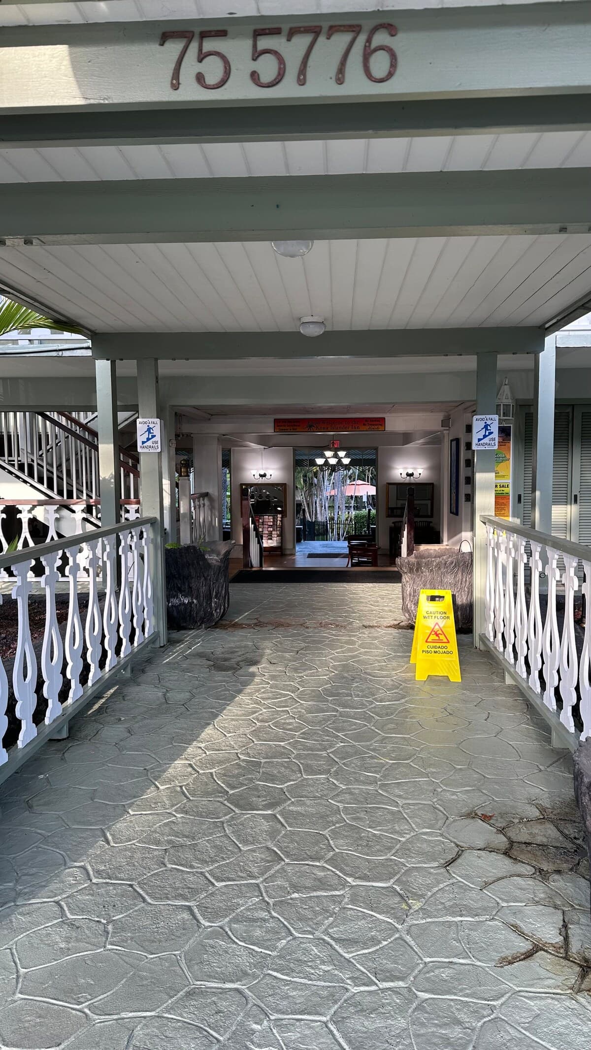 Resort in Kailua-Kona · ★4.67 · Studio · 2 beds · 1 private bath - Photo 5