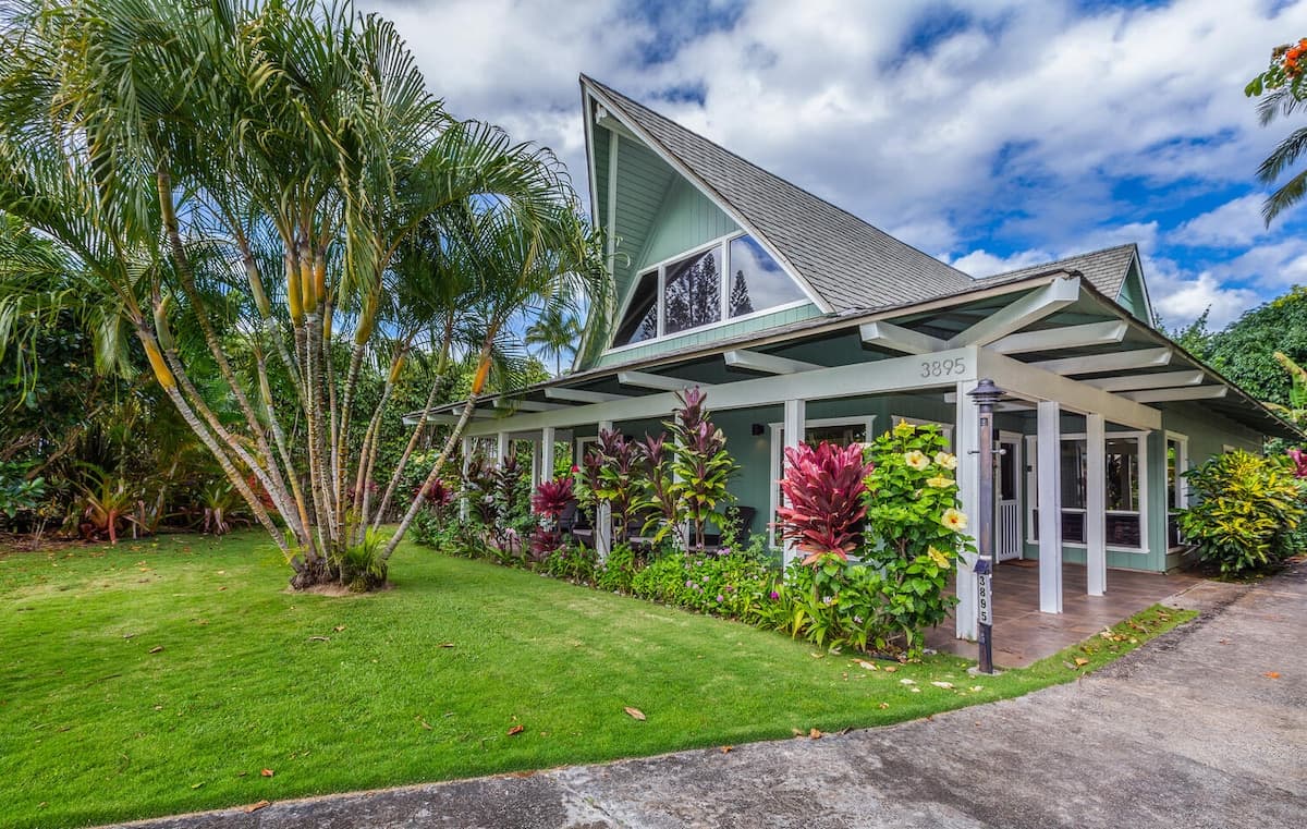 Home in Princeville · ★4.89 · 3 bedrooms · 5 beds · 3 baths - Photo 1