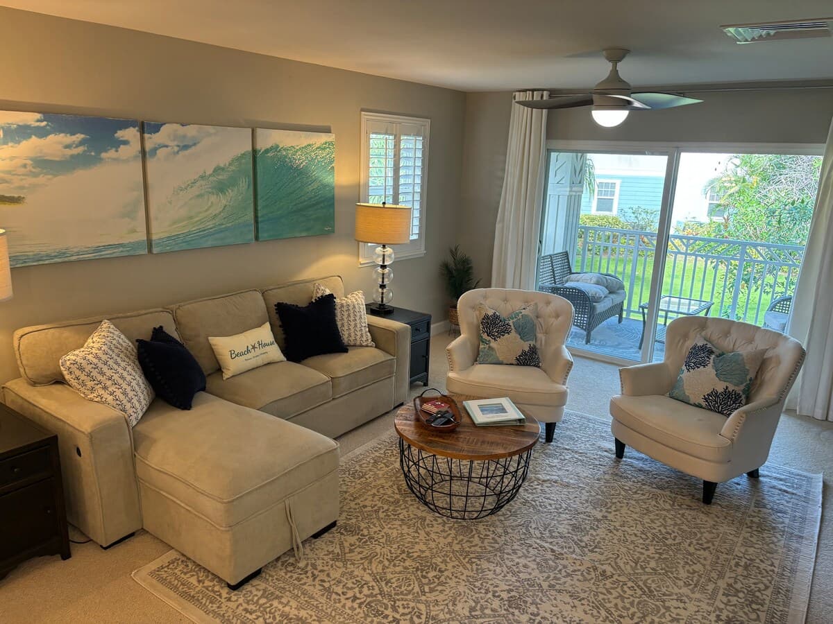 Townhouse in Kapolei · ★5.0 · 3 bedrooms · 4 beds · 2 private baths - Photo 5