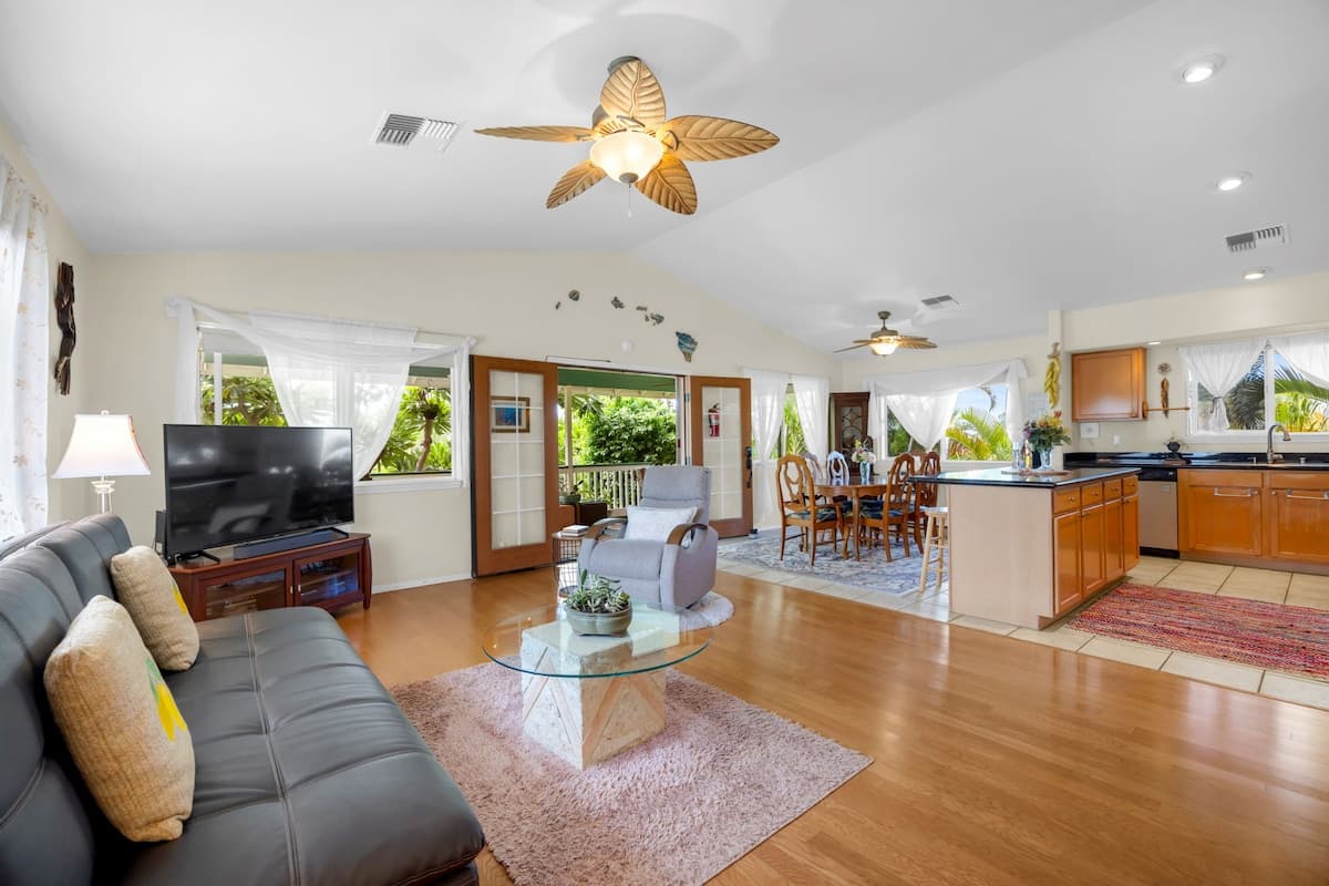 Home in Kihei · ★4.97 · 2 bedrooms · 3 beds · 2 baths - Photo 3