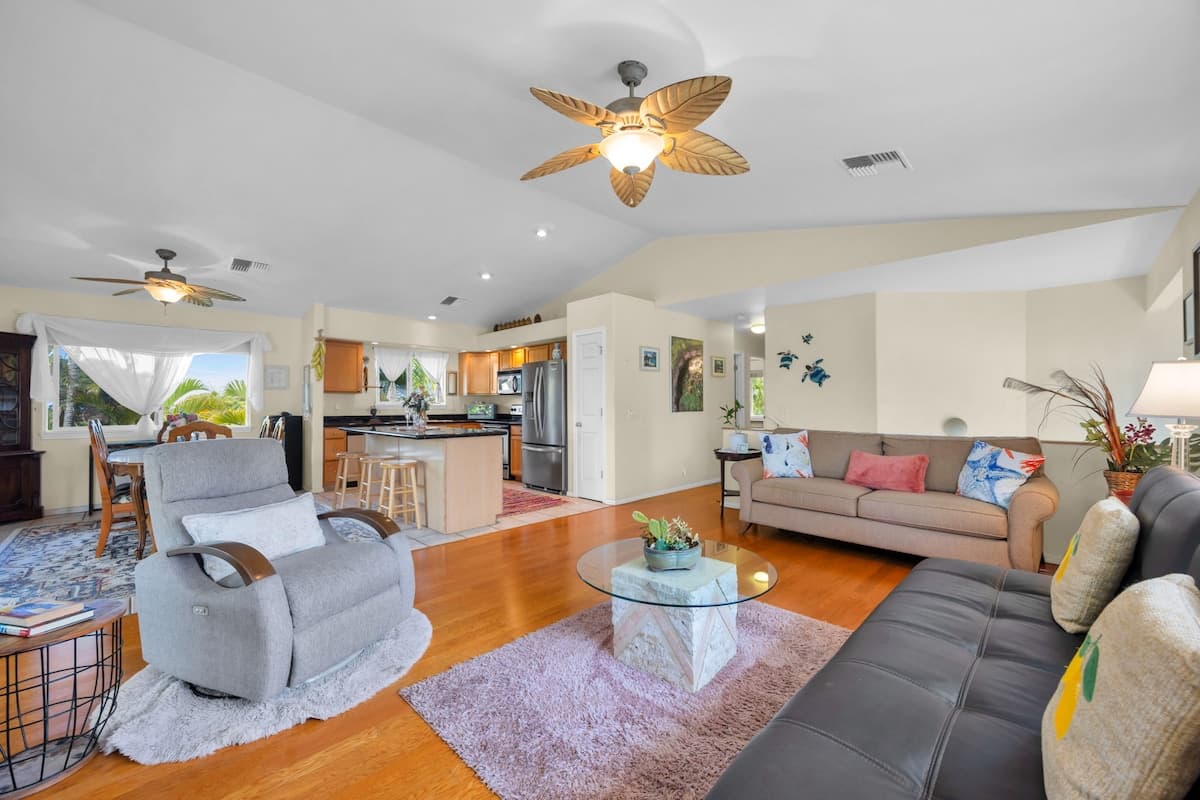Home in Kihei · ★4.97 · 2 bedrooms · 3 beds · 2 baths - Photo 5