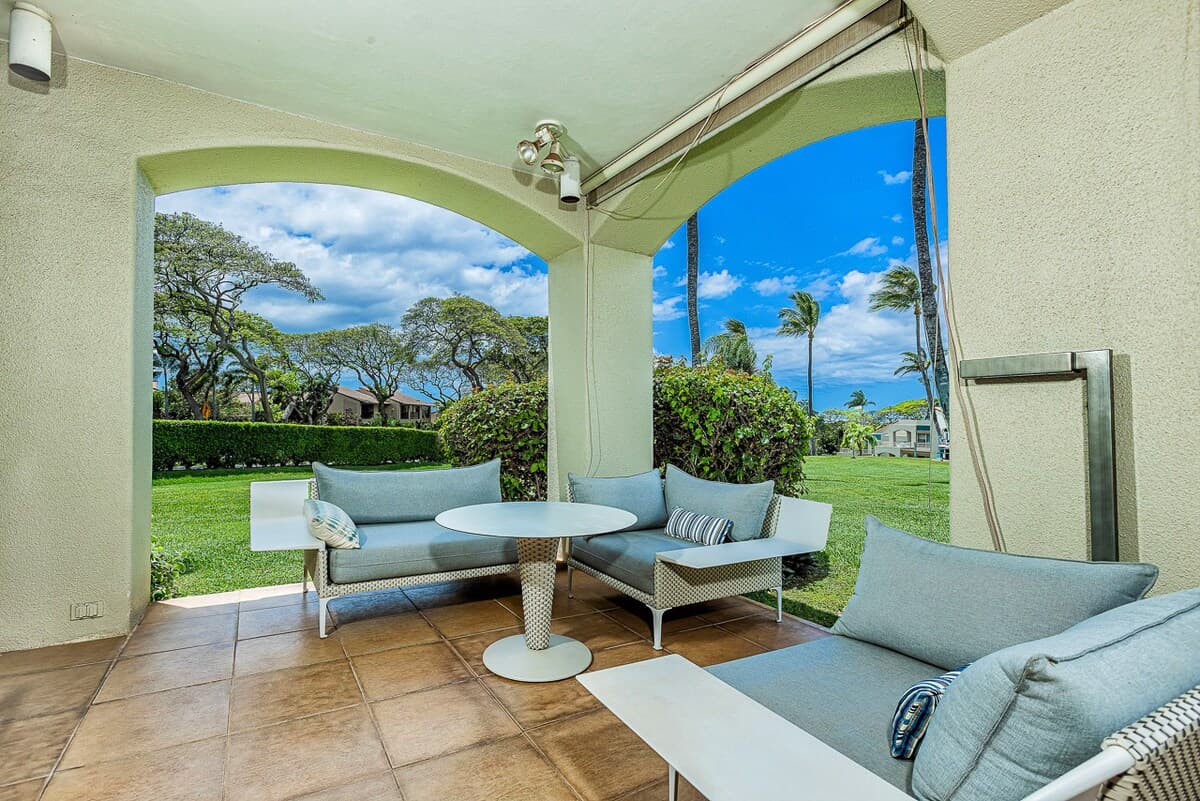 Condo in Kihei · ★4.5 · 2 bedrooms · 3 beds · 2 baths - Photo 2