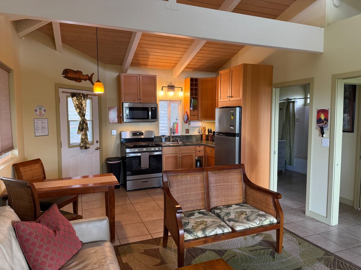 The Pineapple Express ~ Ocean Views ~ New Hot Tub Nov 2025 - Photo 2