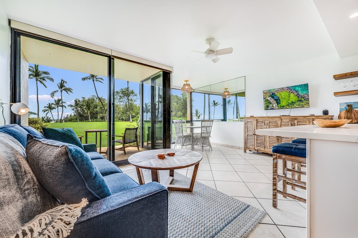 Condo in Kihei · ★5.0 · 1 bedroom · 2 beds · 1.5 baths - Photo 2
