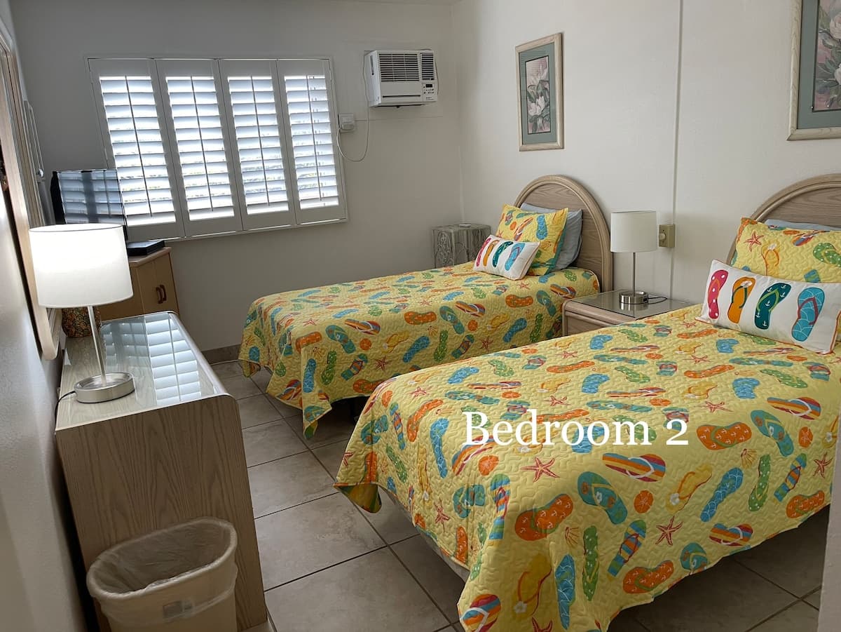 Condo in Kihei · ★4.96 · 2 bedrooms · 3 beds · 2 baths - Photo 4
