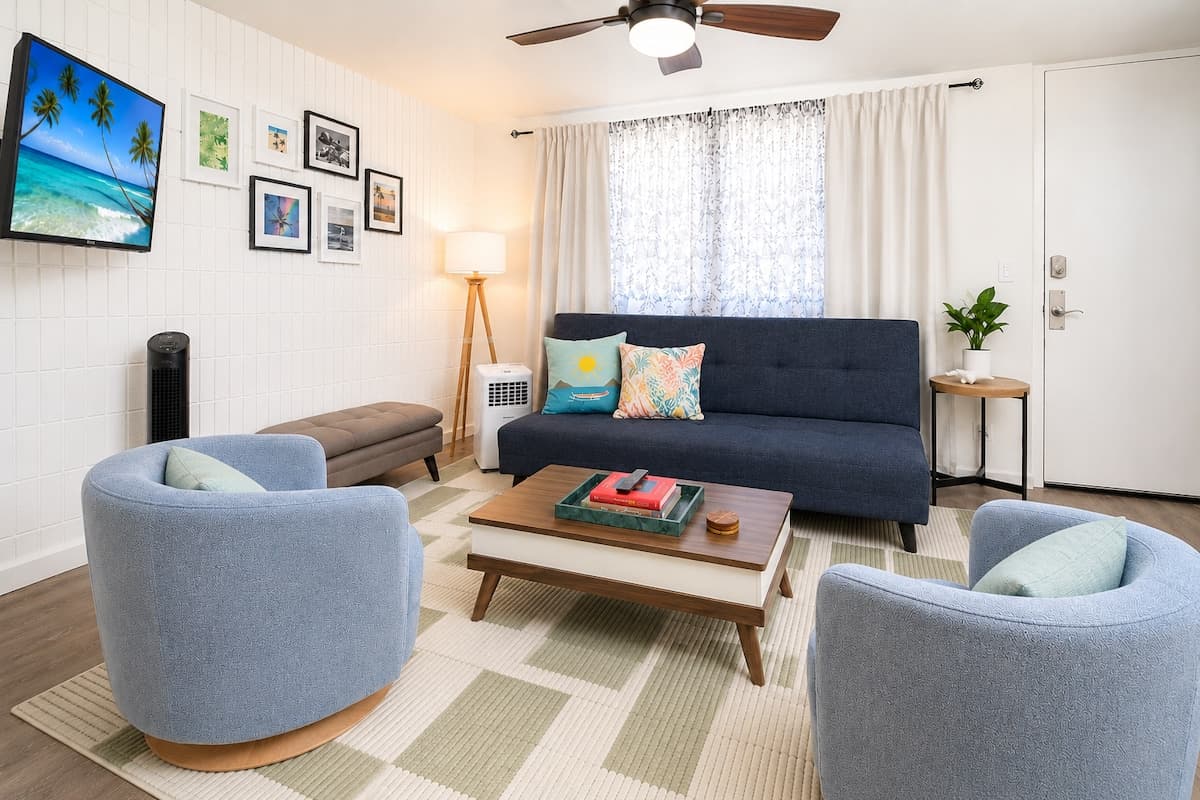 Condo in Honolulu · ★4.68 · 1 bedroom · 2 beds · 1 shared bath - Photo 3