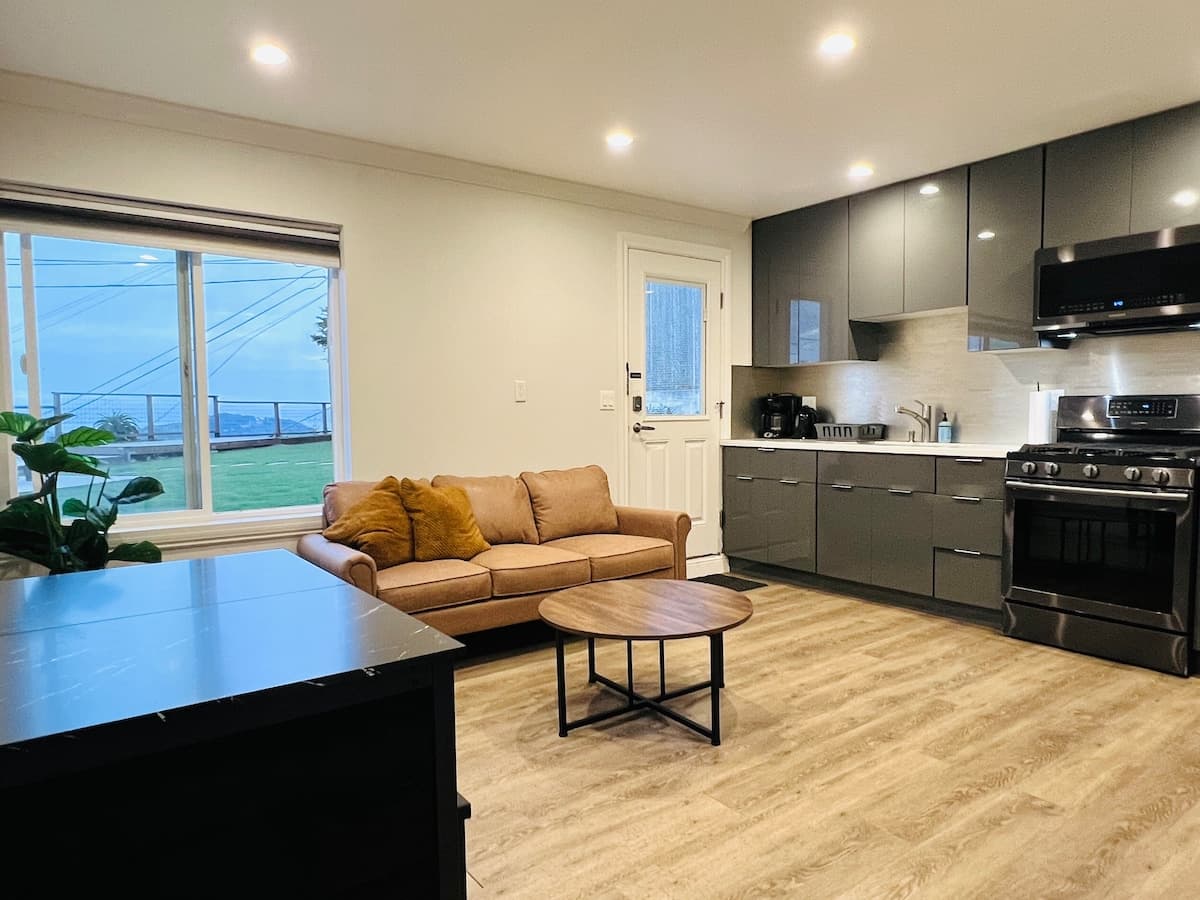 Bay View Home, Pet-Friendly, Free Parking (39) - Photo 4