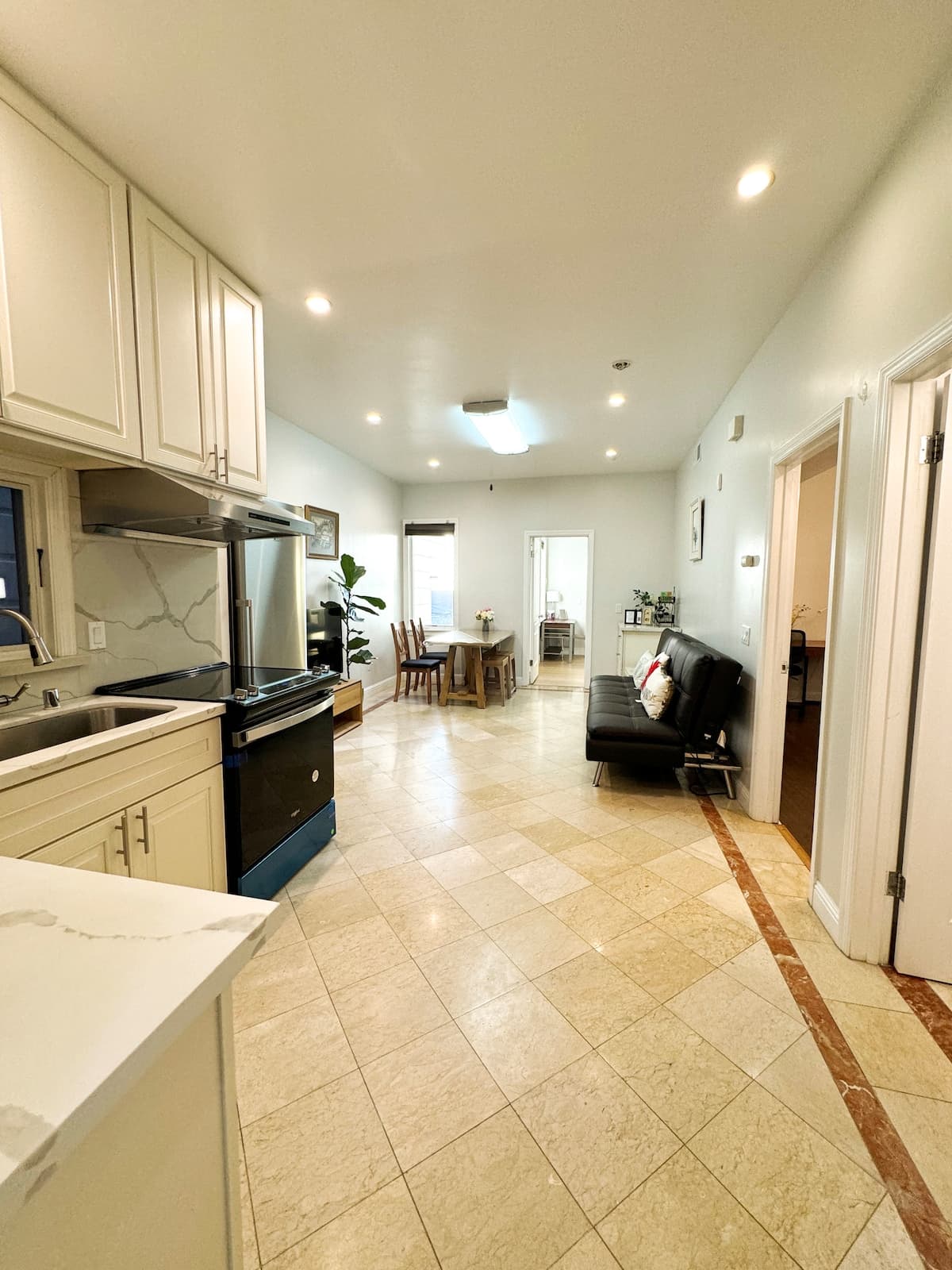 Private Garden Guest Suite, Steps to Taraval St - Photo 3