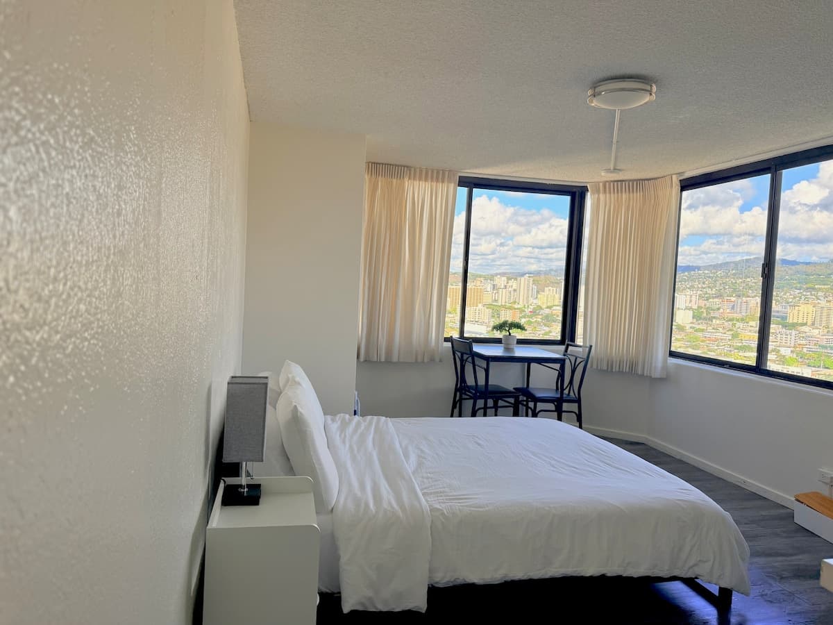 Hawaiian Monarch Private Studio/No Resort Fee - Photo 1
