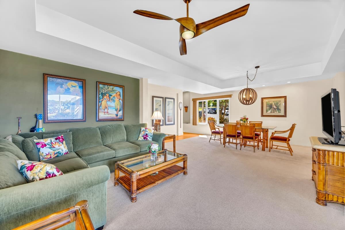 Condo in Wailea · ★4.85 · 2 bedrooms · 3 beds · 2 baths - Photo 4