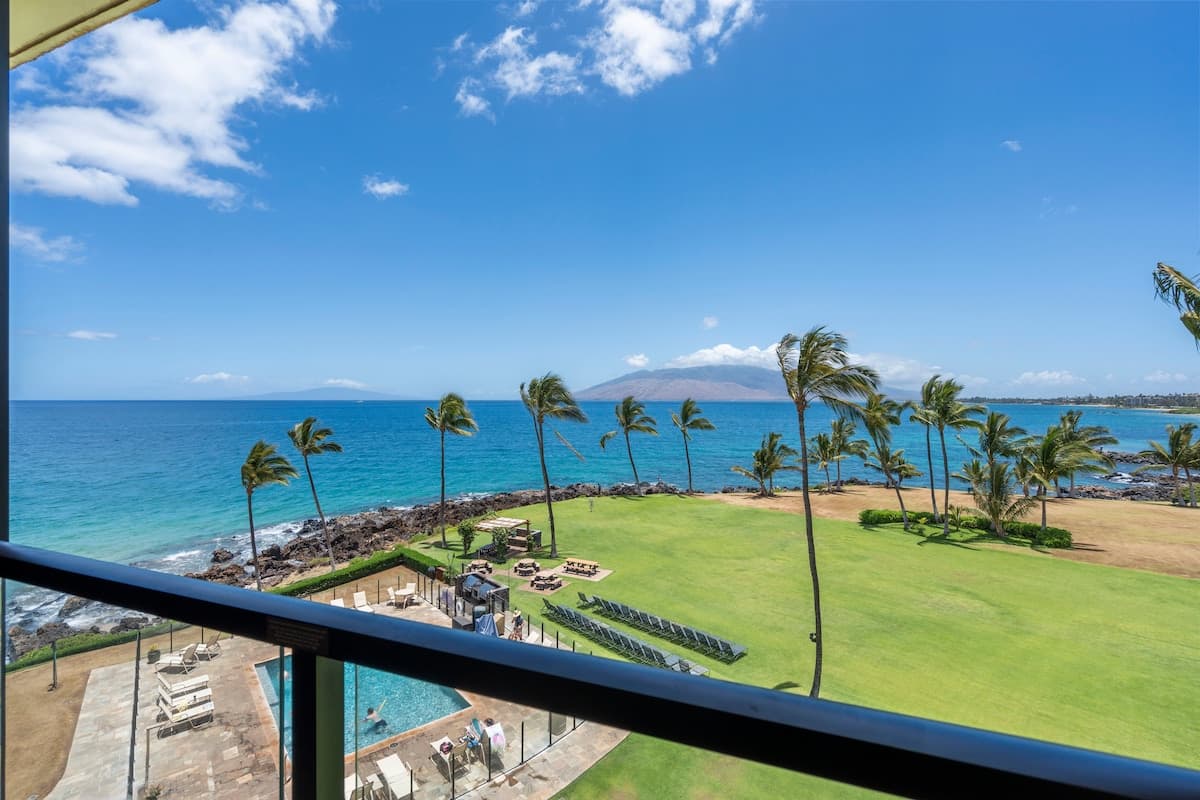 Condo in Kihei · ★4.8 · 1 bedroom · 1 bed · 1 bath - Photo 1