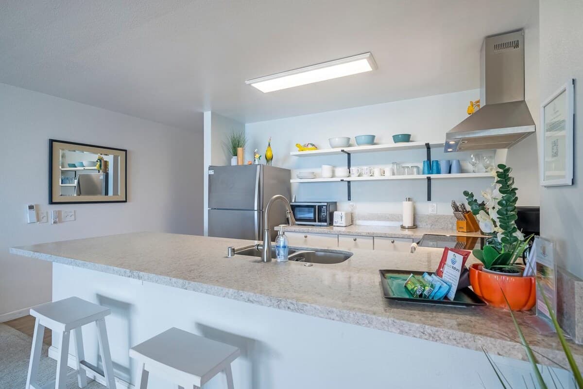 Condo in Kapaa · ★4.76 · 1 bedroom · 1 bed · 1 bath - Photo 4