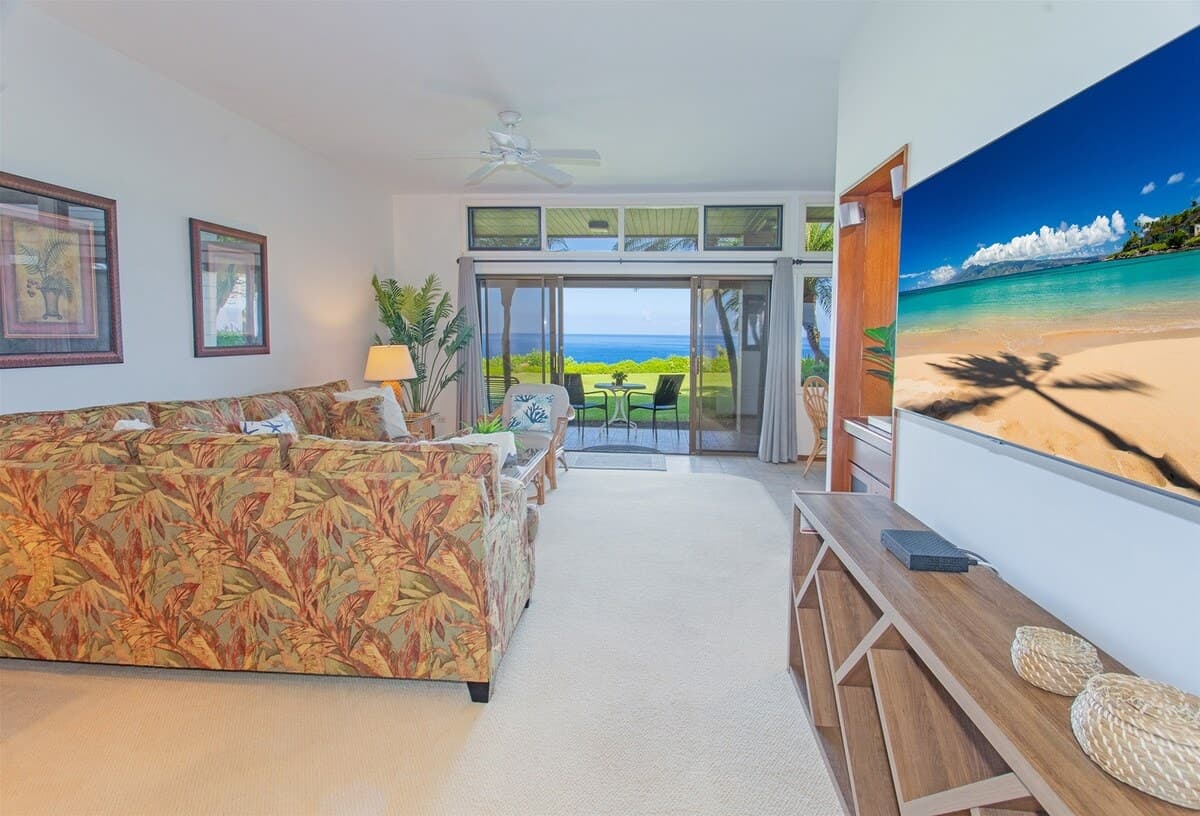 Villa in Lahaina · ★4.9 · 1 bedroom · 2 beds · 2 baths - Photo 3