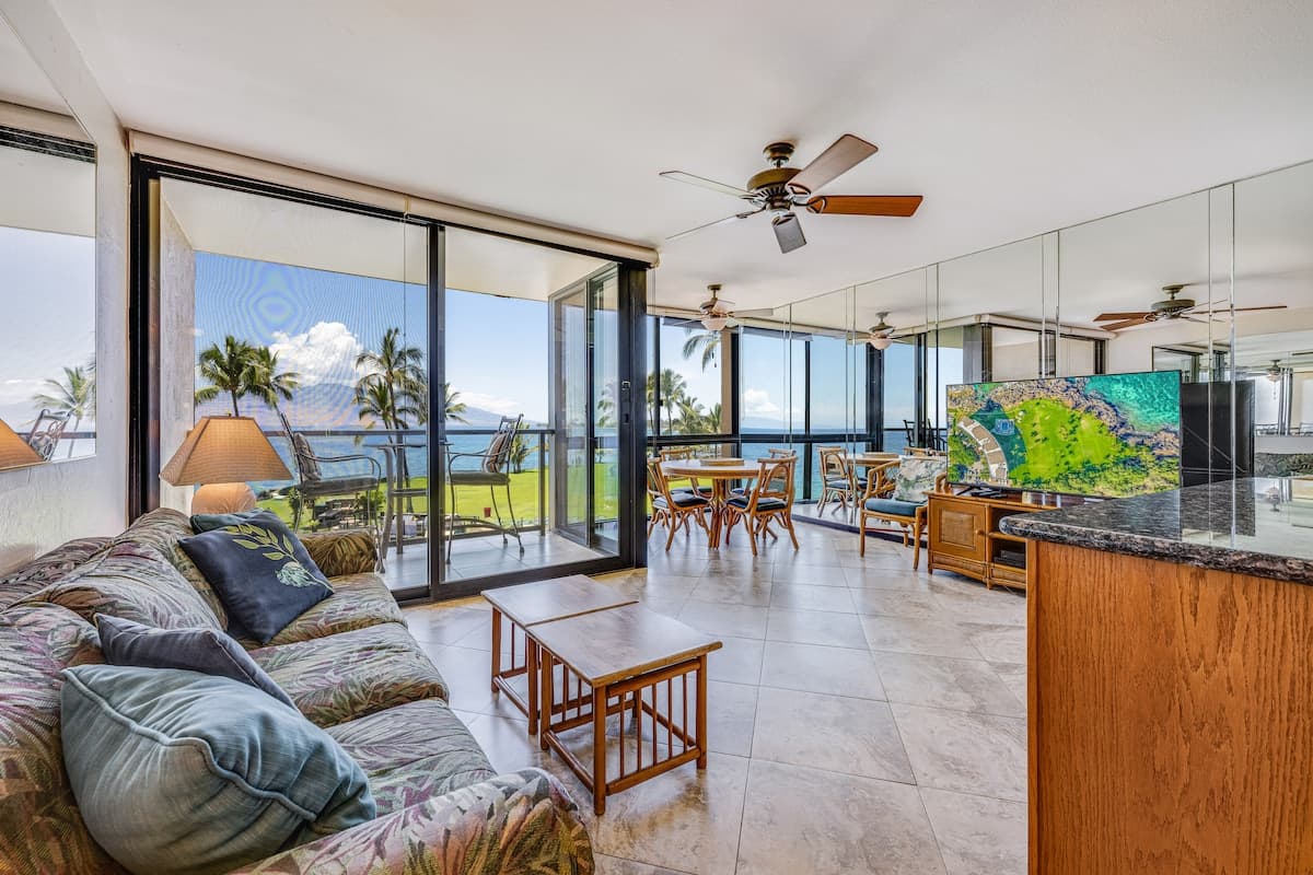 Condo in Kihei · ★5.0 · 1 bedroom · 1 bed · 1.5 baths - Photo 2