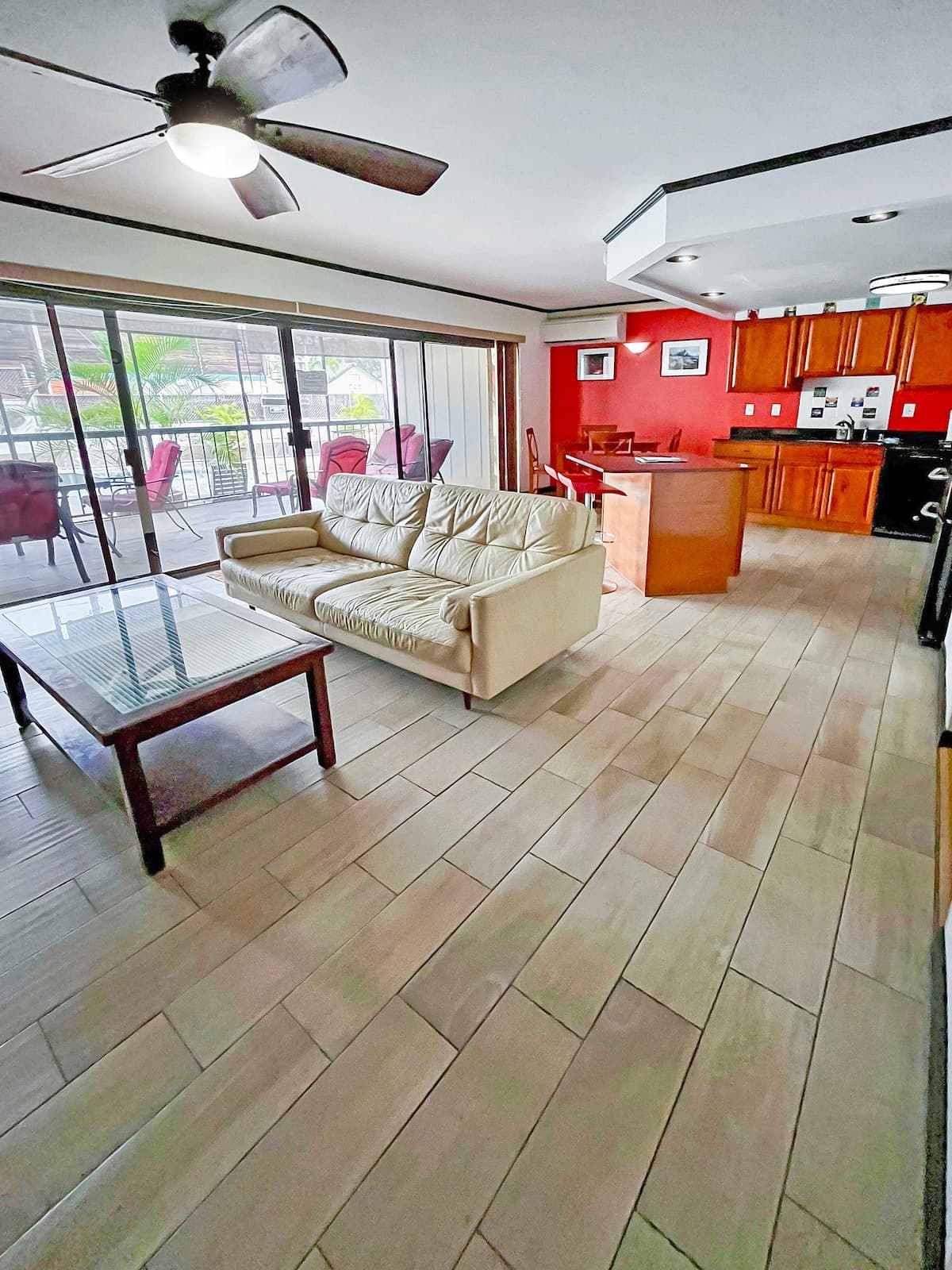 Condo in Kailua-Kona · ★4.88 · 2 bedrooms · 2 beds · 2 private baths - Photo 2