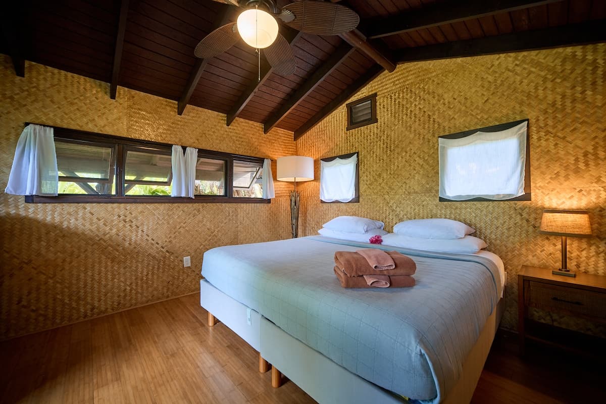 Home in Kapaau · ★4.89 · 1 bedroom · 2 beds · 1 shared bath - Photo 5