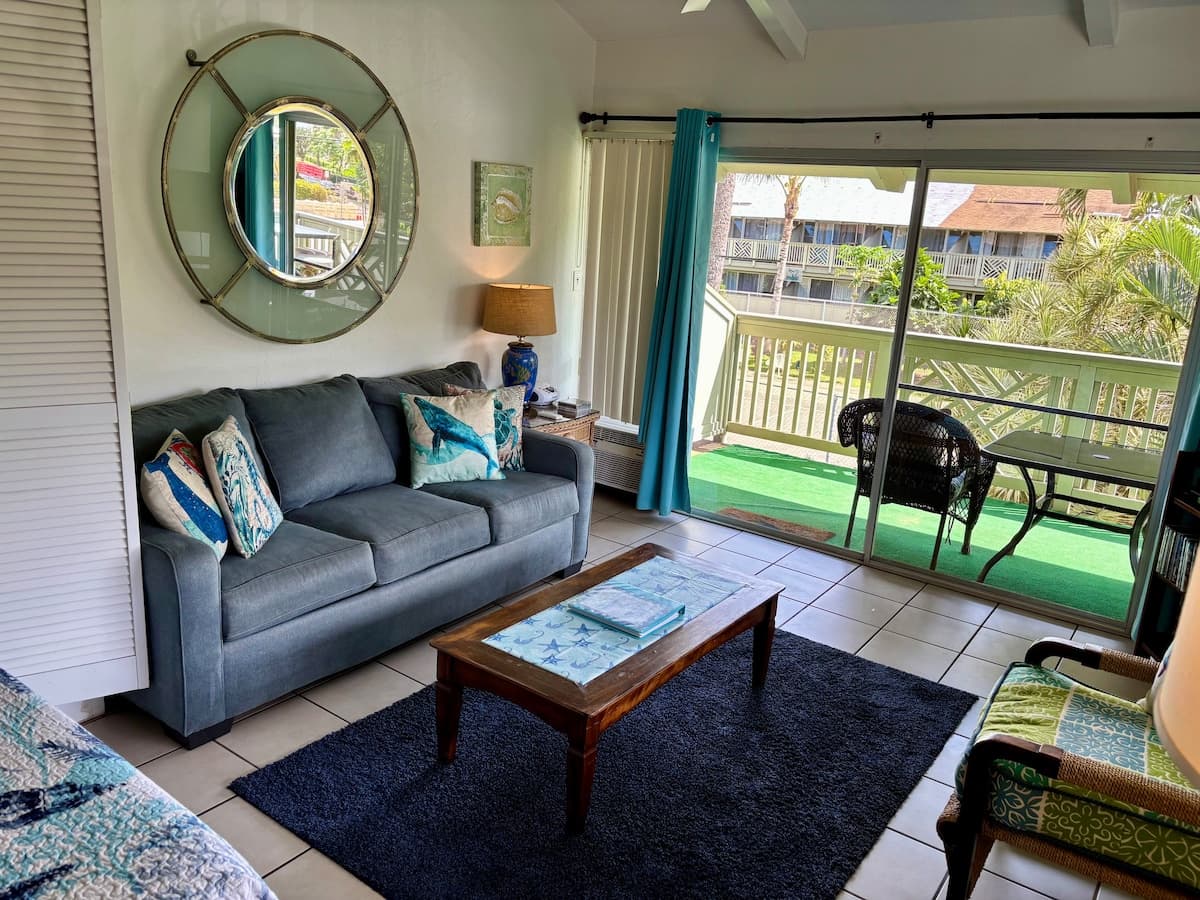 Condo in Kihei · ★4.8 · Studio · 2 beds · 1 private bath - Photo 5