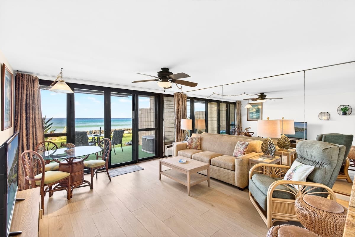 Condo in Lahaina · ★4.7 · 1 bedroom · 1 bed · 1 bath - Photo 1
