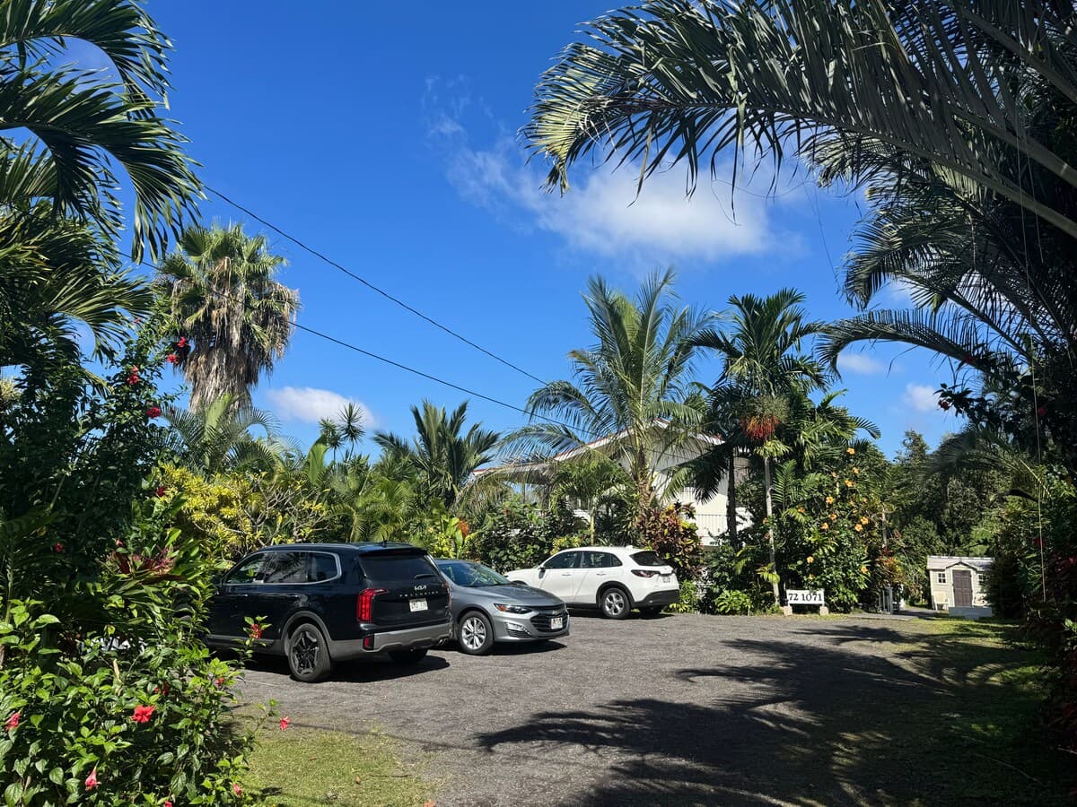 Home in Kailua-Kona · ★4.75 · 1 bedroom · 2 beds · 1 private bath - Photo 5