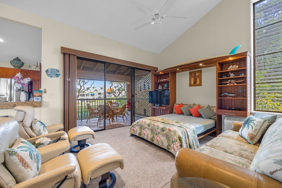 Condo in Kihei · ★5.0 · 1 bedroom · 2 beds · 1 bath - Photo 5