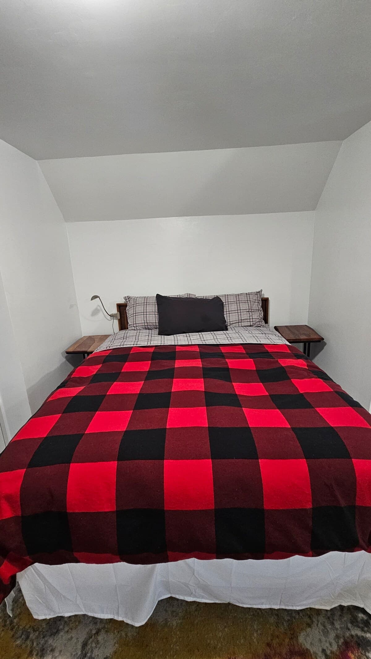 Sunnyside Bayview Heights Suite - Photo 2