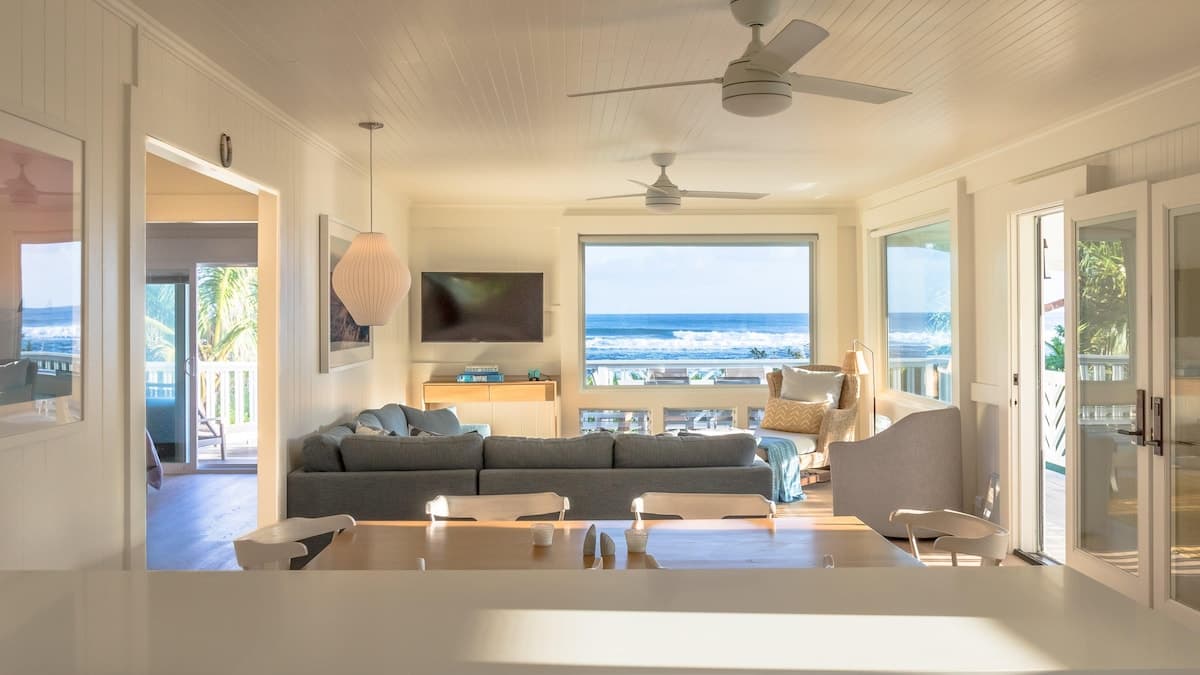 Home in Hanalei · ★5.0 · 2 bedrooms · 3 beds · 2 baths - Photo 2