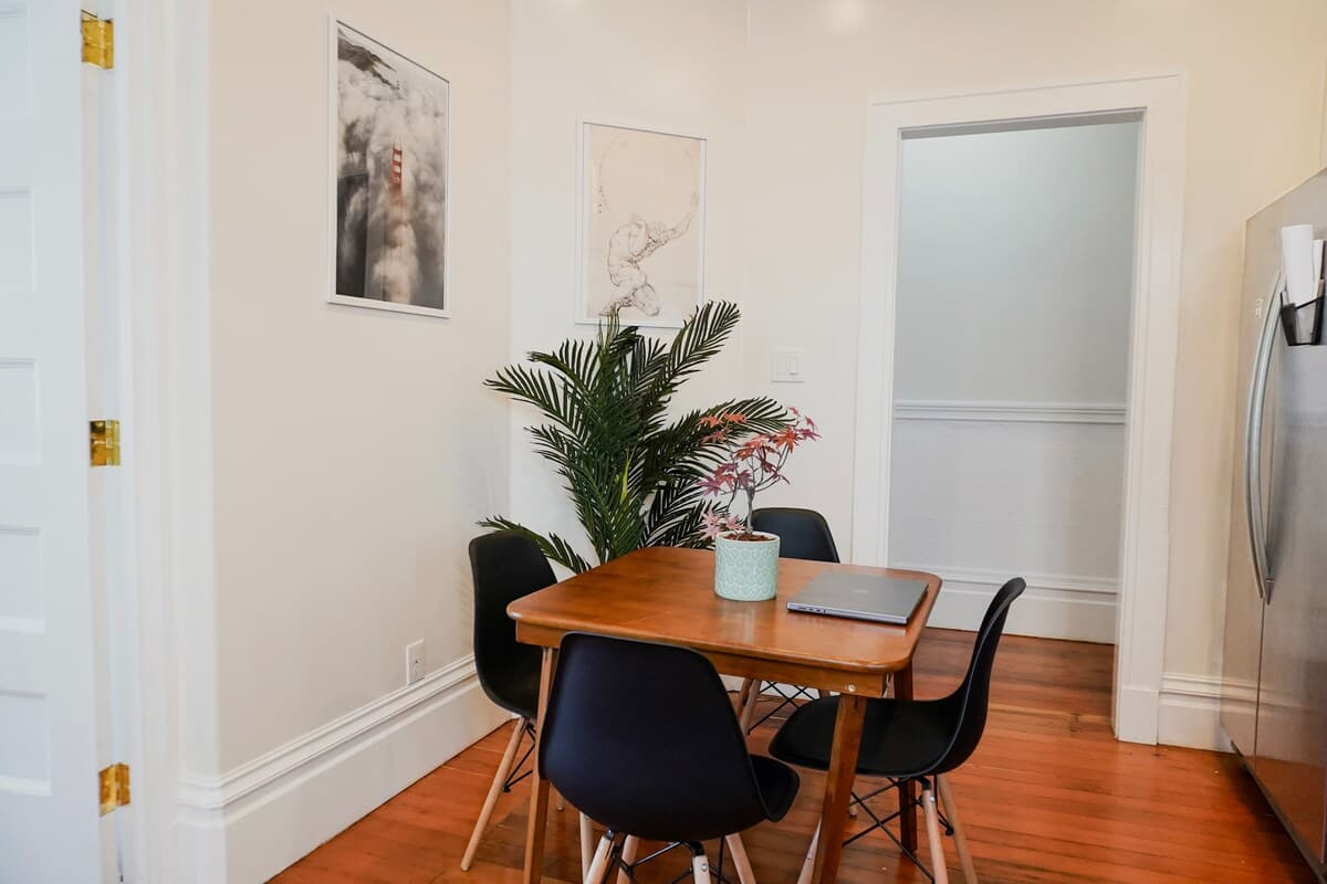 Pacific Heights 6BR with Rooftop City Views - Photo 3