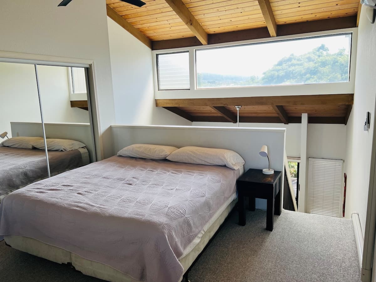Roomy, In Town, Ocean View-Most Convenient Spot! - Photo 1