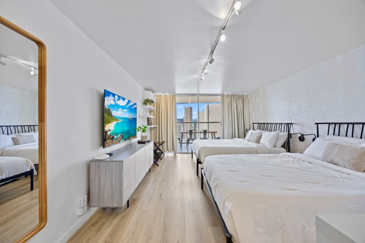 29FL-Gorgeous Renovated Studio in Central Waikiki~ - Photo 5