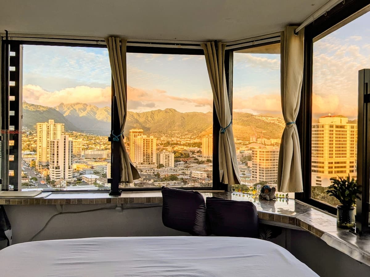 Hotel in Honolulu · ★4.97 · Studio · 1 bed · 1 private bath - Photo 2