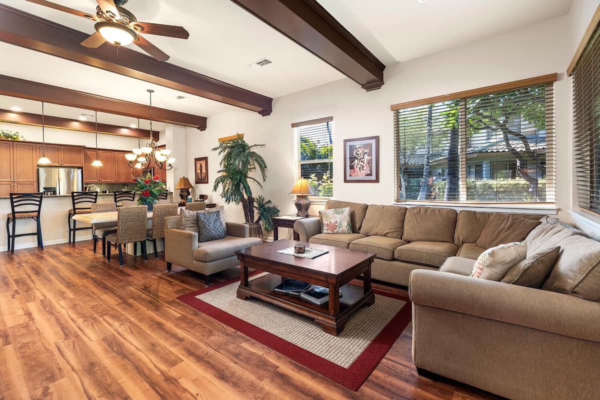 Townhouse in Waimea · ★5.0 · 3 bedrooms · 4 beds · 2.5 baths - Photo 3