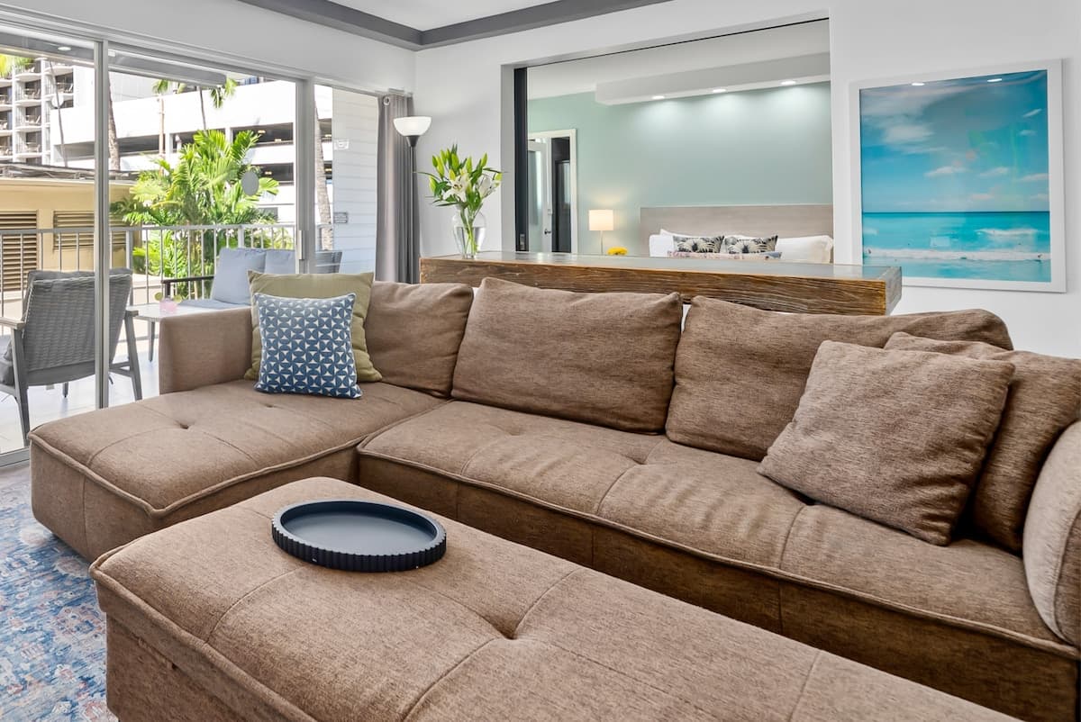 Oh-So-Close to Waikike Beach Condo - Photo 4