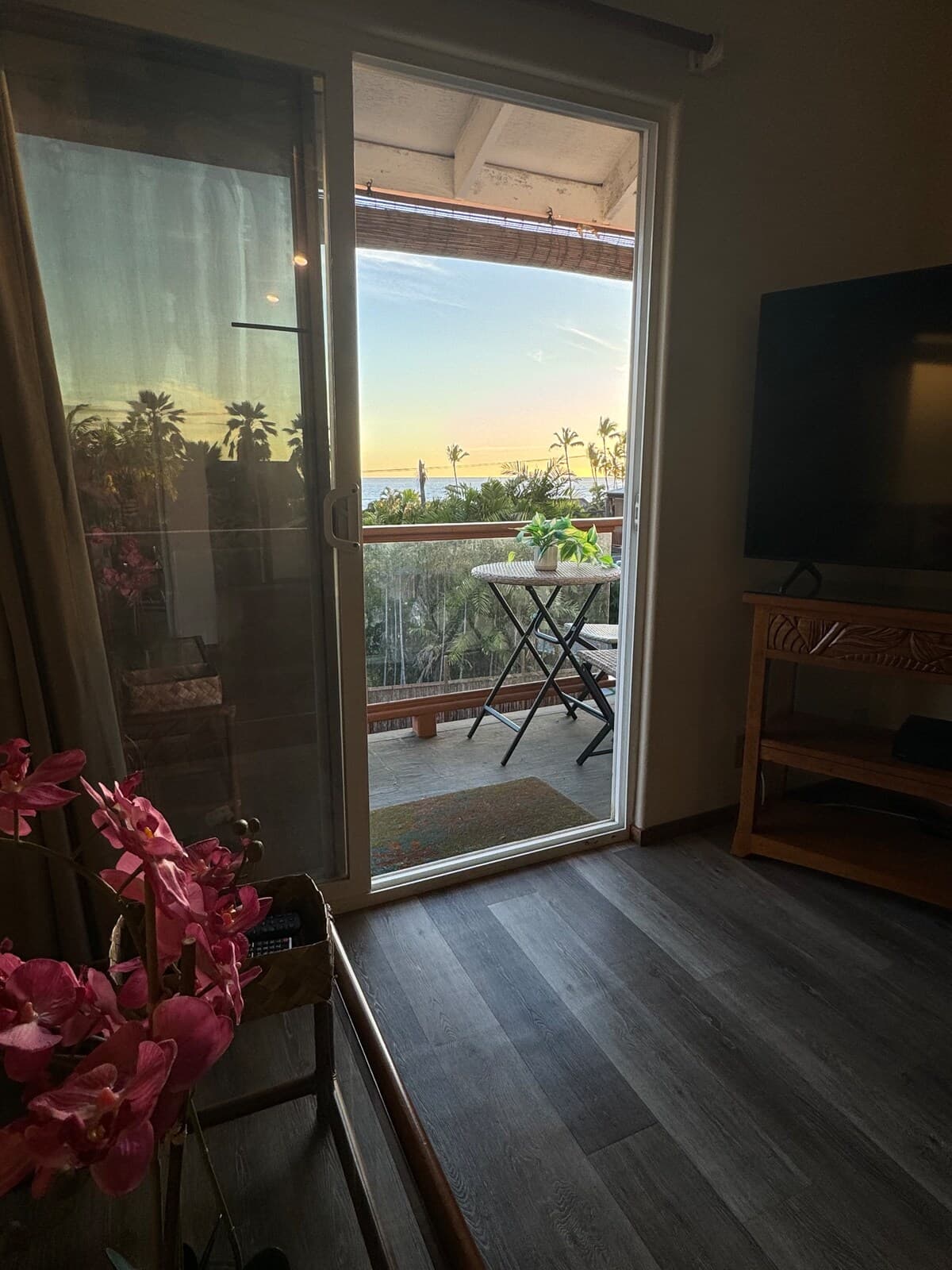One bedroom w/ocean view in Kona-N - Photo 4