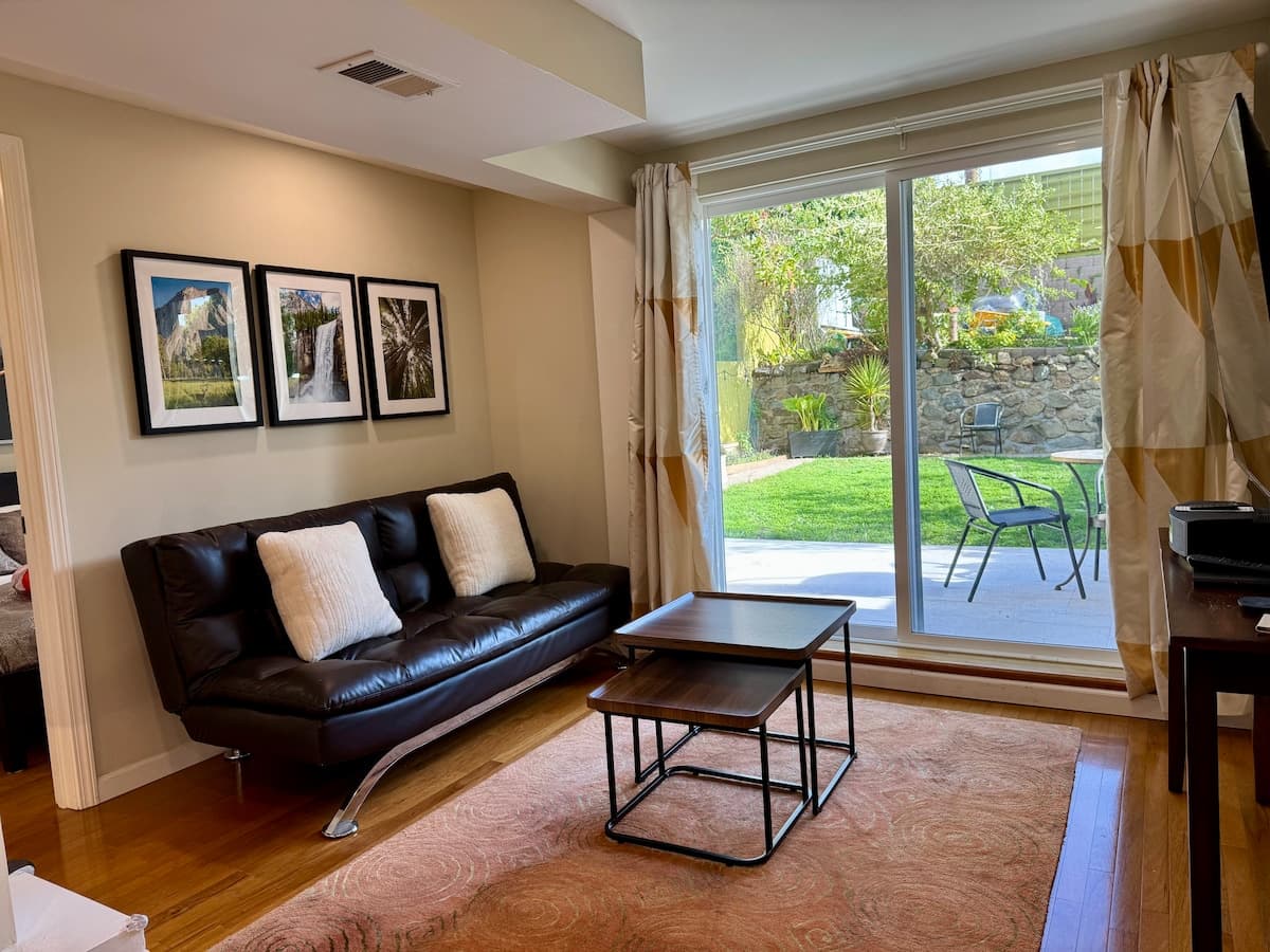 Comfortable Guest Suite in Parkside. - Photo 2