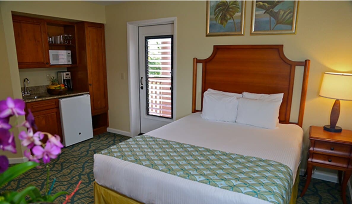 Condo in Princeville · ★4.88 · Studio · 1 bed · 1 bath - Photo 2