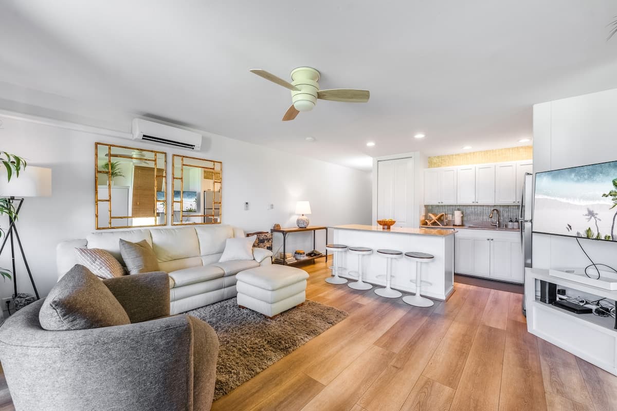 37 West 1 Bedroom + Murphy Bed TA-104-613-6320-01 - Photo 2