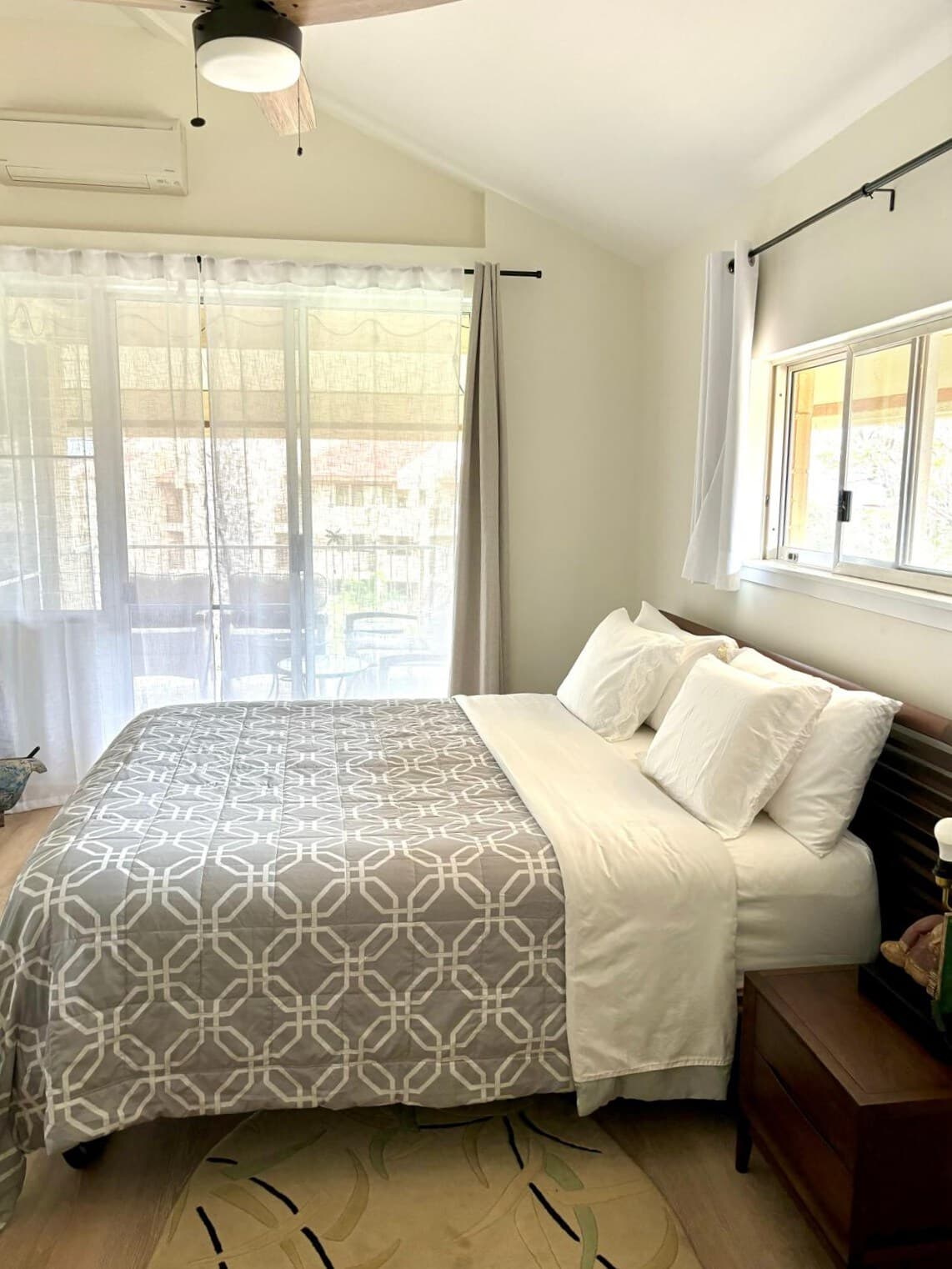 Beautiful Kihei Condo with Ocean & Haleakala Views - Photo 4