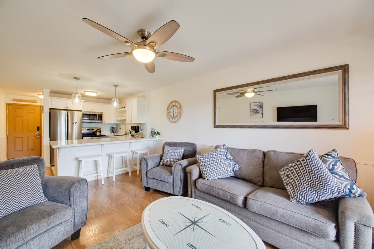 Home in Lihue · ★4.92 · 2 bedrooms · 4 beds · 1.5 private baths - Photo 5
