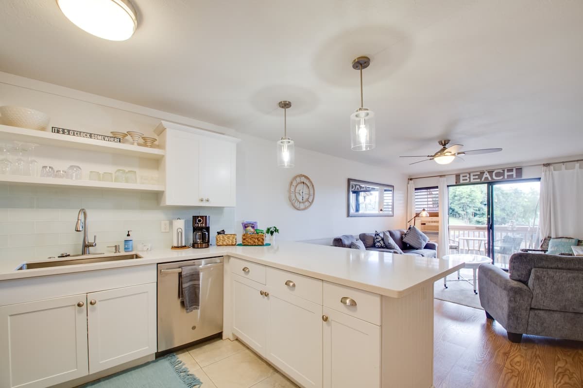 Home in Lihue · ★4.92 · 2 bedrooms · 4 beds · 1.5 private baths - Photo 4